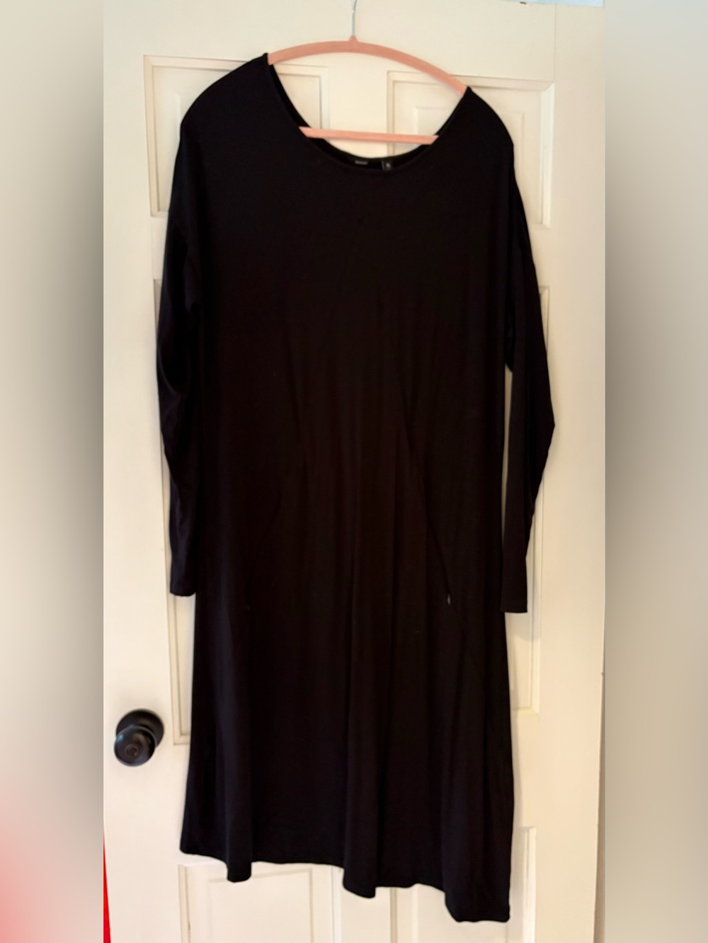 Bertrand silk blend travel
Dress
